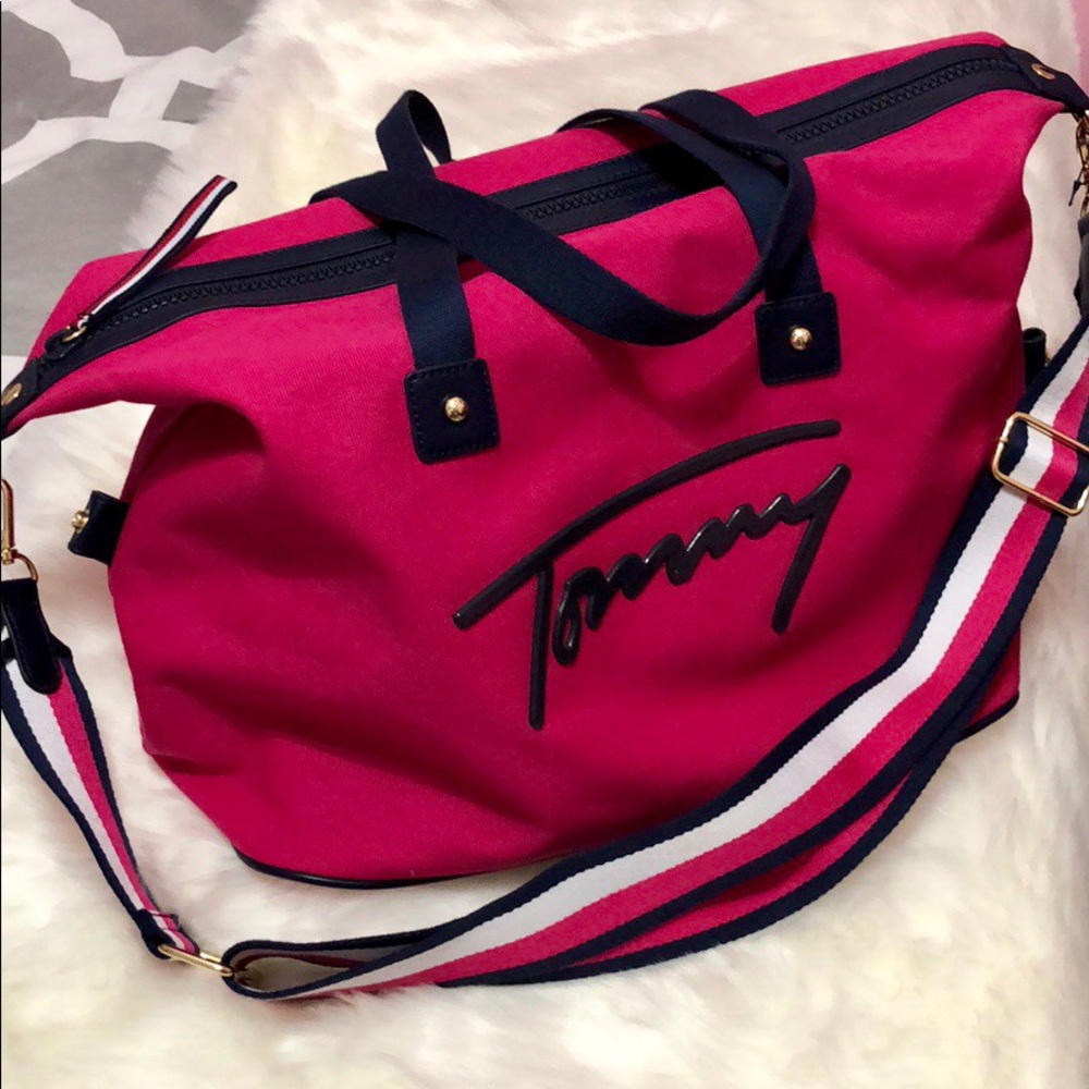 Tommy Hilfiger Weekender Bag